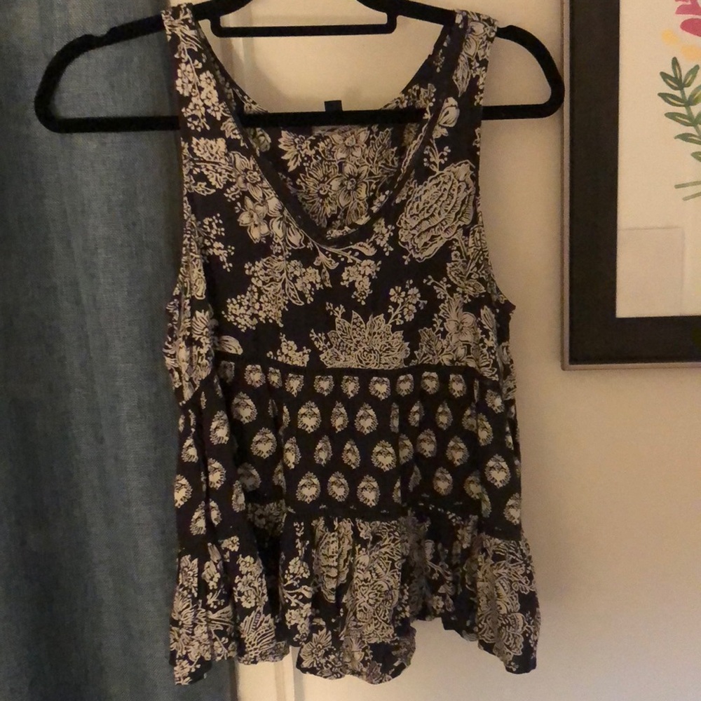 AEO flowy tank